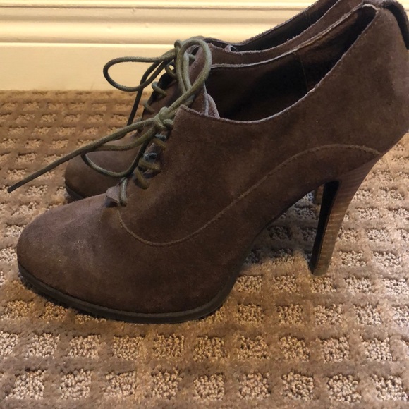 Suede brown booties - Picture 2 of 4